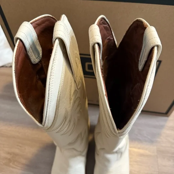 Tecovas Annie Bone Western Cowboy Boots - Picture 7 of 9